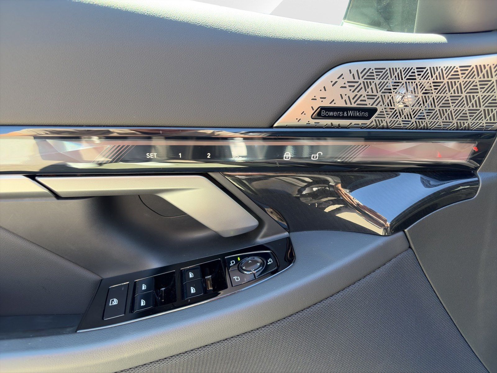 BMW 520i Limousine AHK Head-Up Pano DrivAssProf. Par