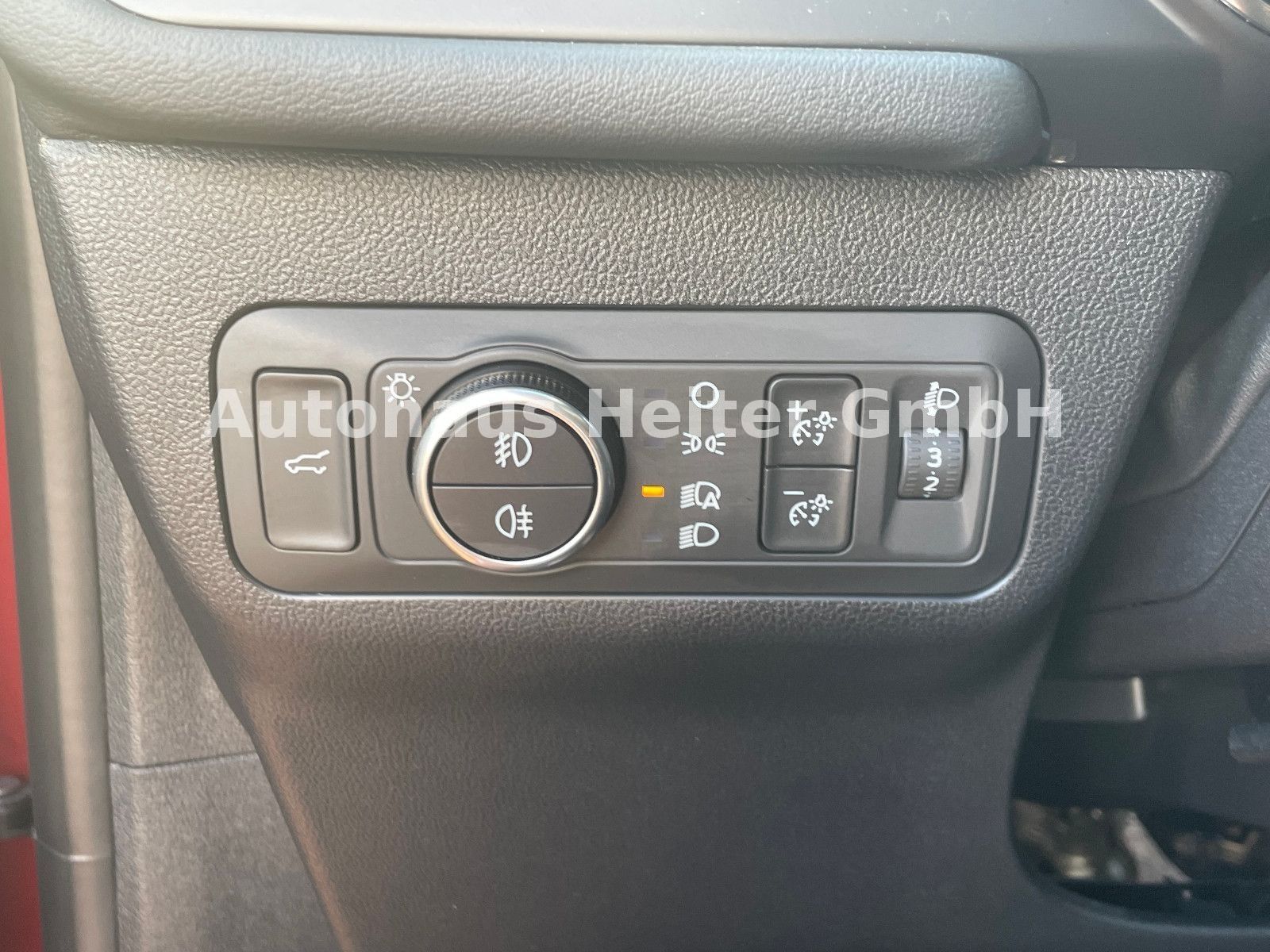 Ford Kuga FHEV Allrad Vignale - Samsaru's Car Outlet