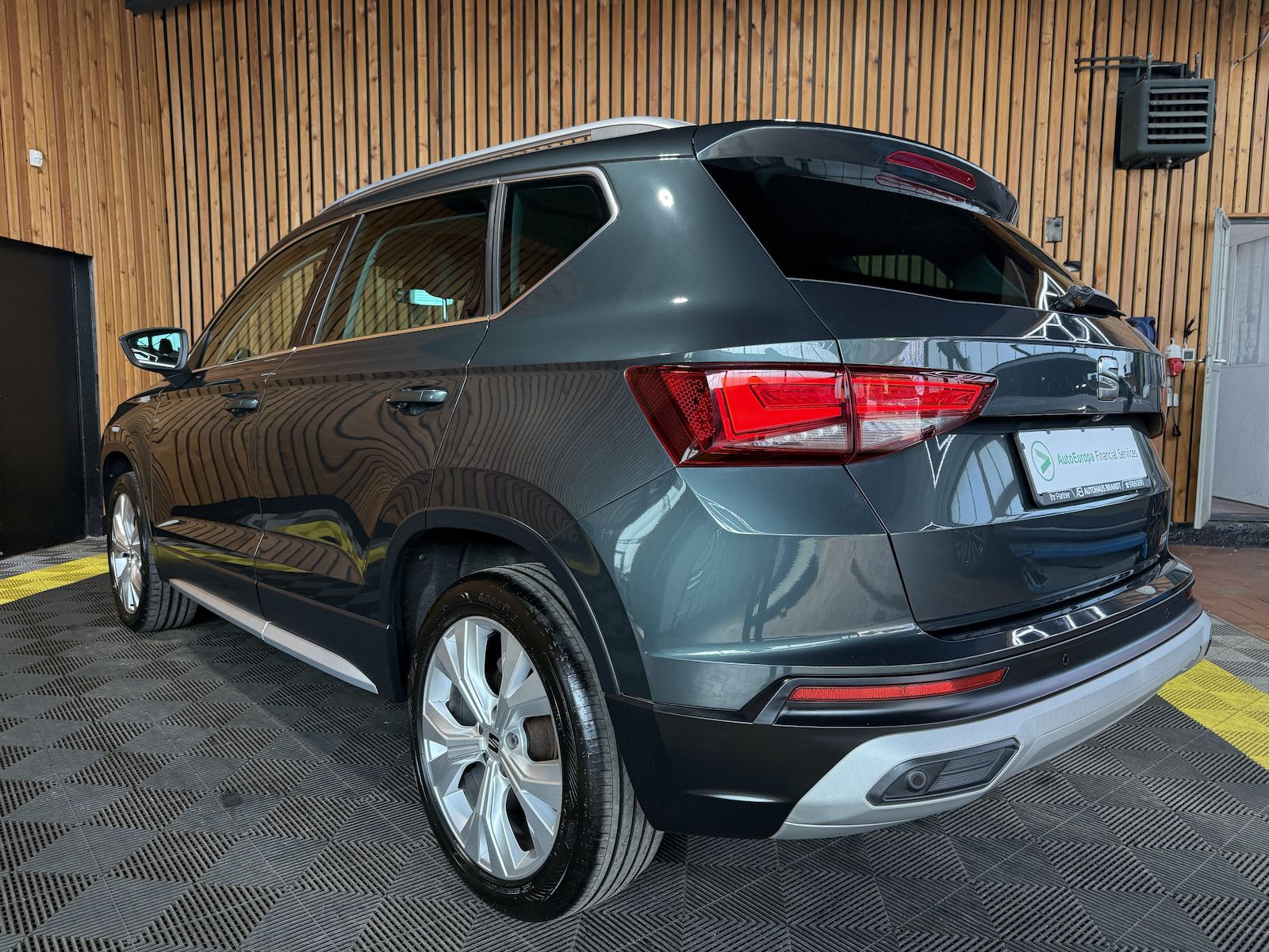 Seat Ateca 2,0 TDI X-Perience DSG *Navi*LED*Kam*AHK