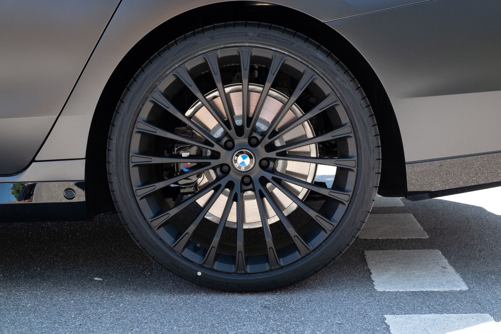 BMW 740d xDrive M, Full Option, Fond-Ent., 22 Zoll
