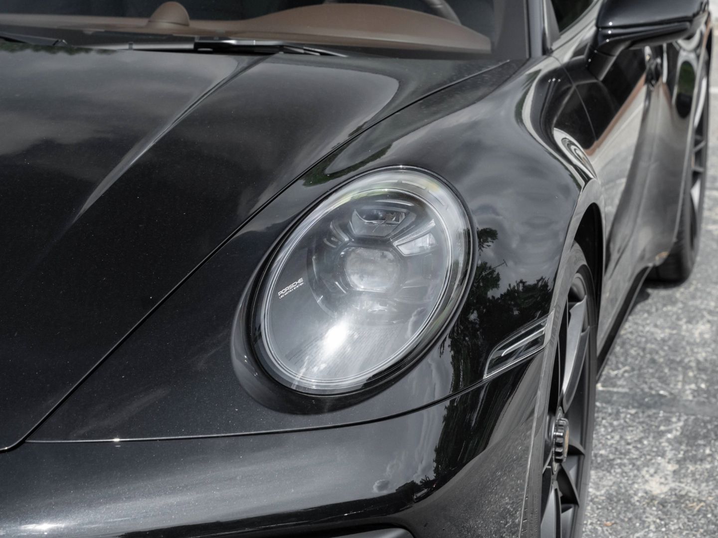 Porsche 992 911 Targa 4 GTS Matrix InnoDrive 18 Weg Sitz
