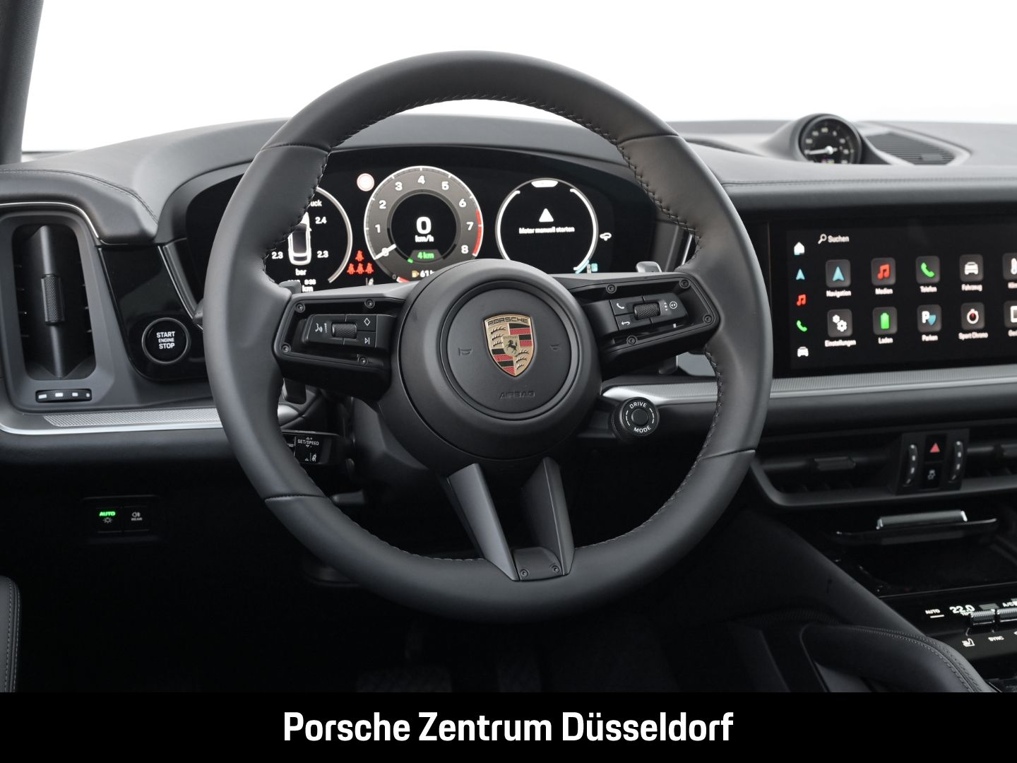 Porsche Cayenne E-Hybrid Coupe Surround-View Head-Up