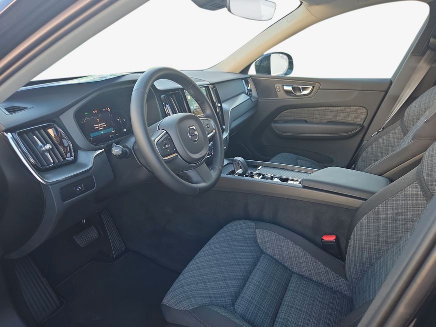 Volvo XC60 B5 B AWD Core