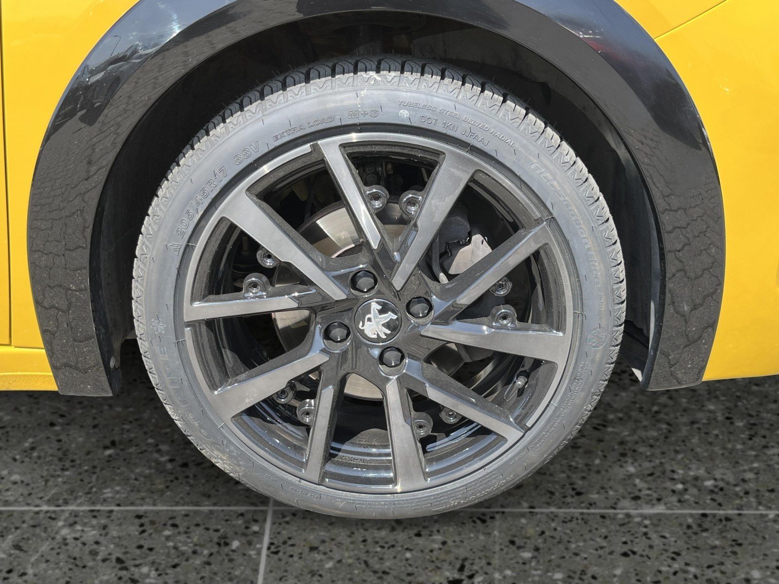 Peugeot 208 GT - Samsaru's Car Outlet