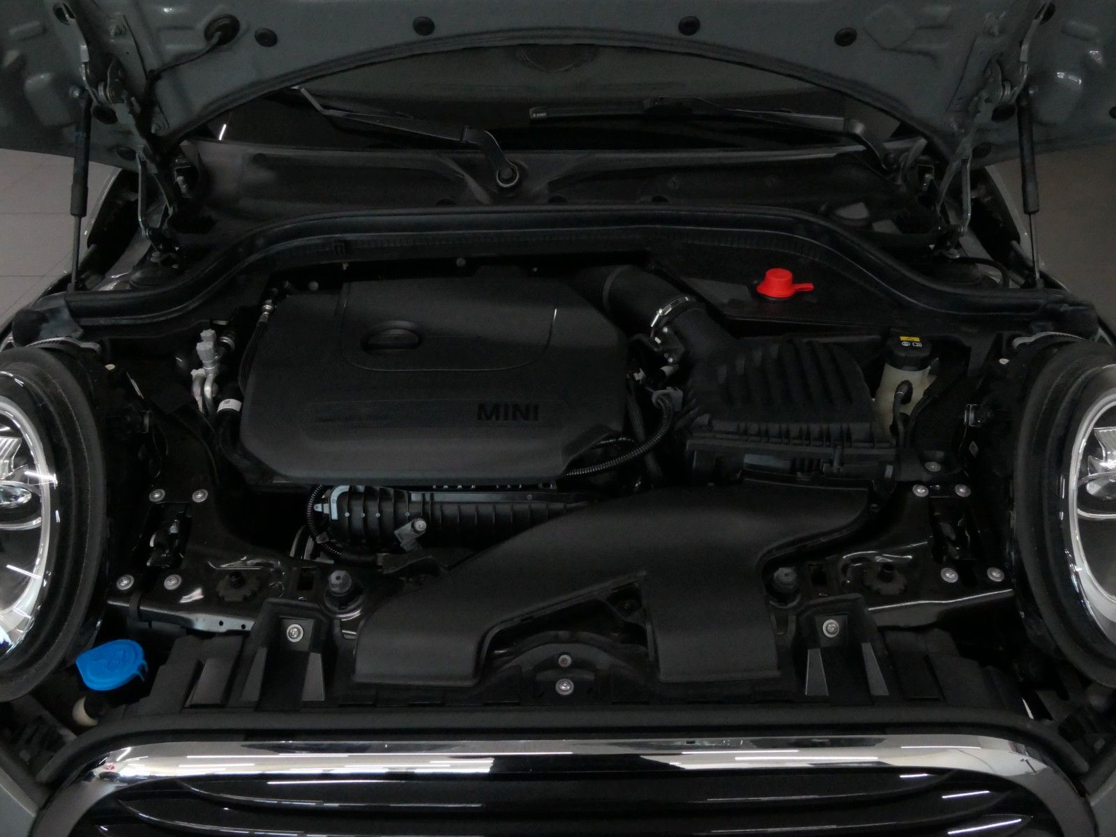 MINI ONE Mini One Aut. - Samsaru's Car Outlet