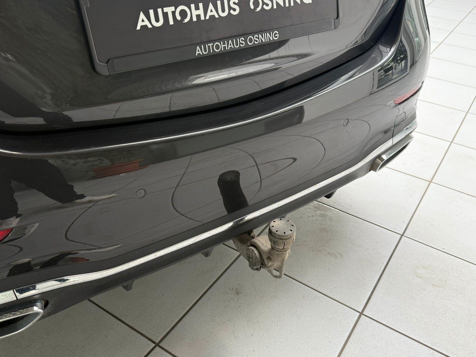 Mercedes-Benz C 300 e AMG - Samsaru's Car Outlet