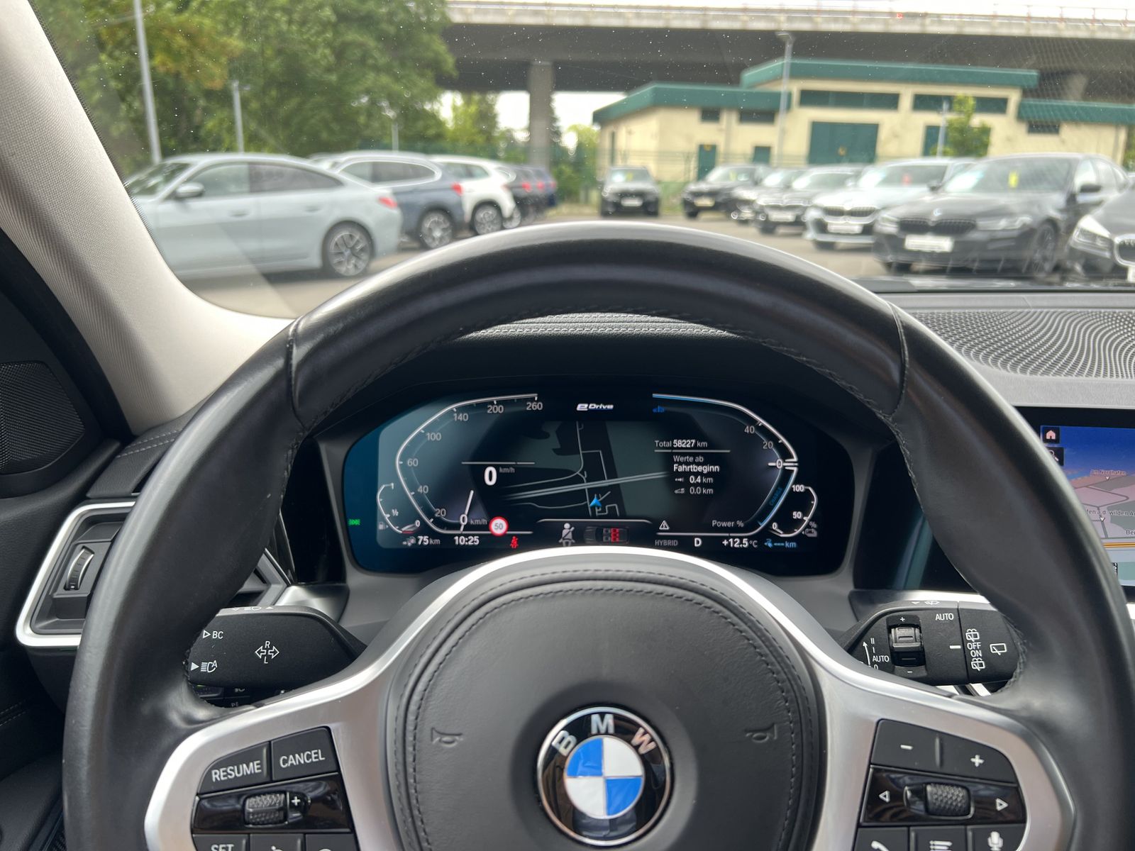 BMW 320e Touring Sport Line - Samsaru's Car Outlet