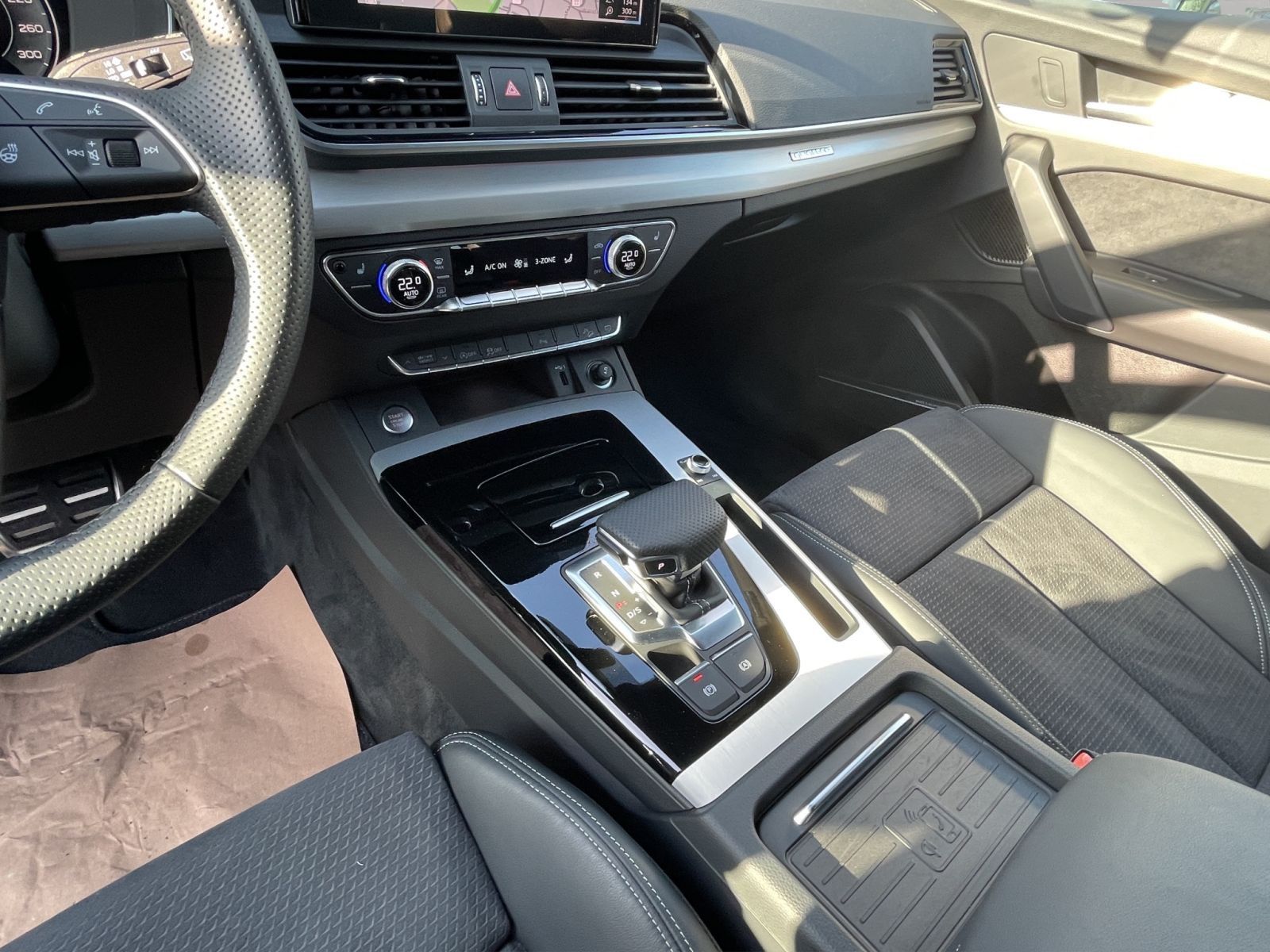 Audi Q5 40 TDI qu. S line Matrix B&O Pano AHK Kamera