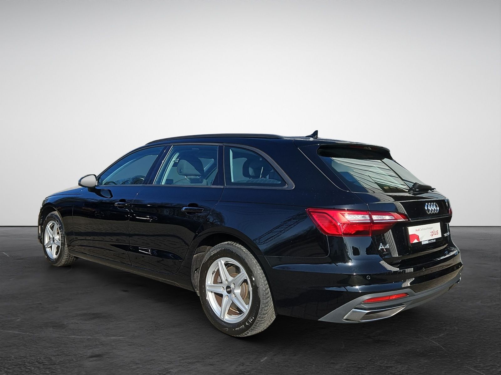 Audi A4 Avant 35 TFSI S tronic - Samsaru's Car Outlet