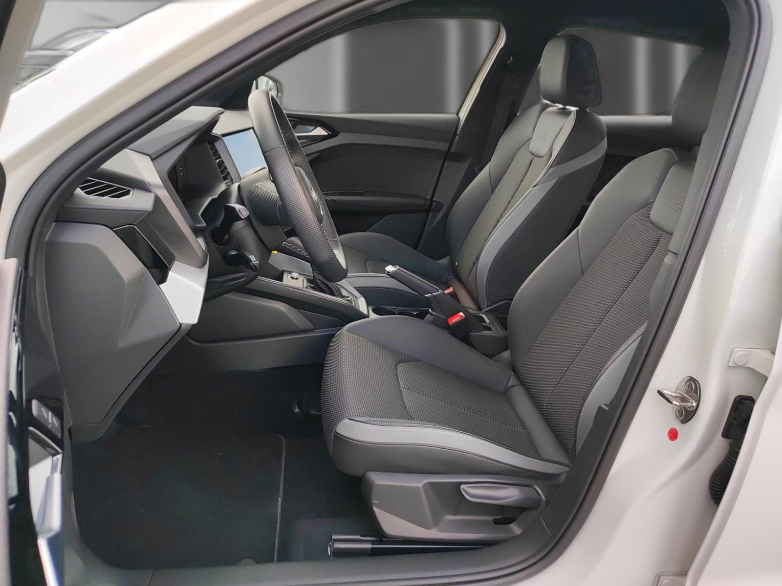 Audi A1 Sportback 25 TFSI S line int. S tronic *SHZ*