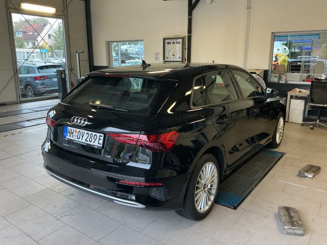 Audi A3 Sportback 40 TFSIe LED Navi Sound CarPlay Cam