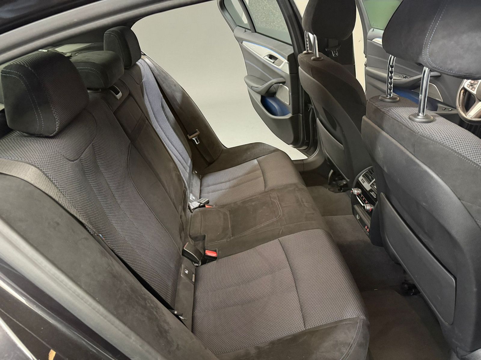 BMW 530e X Limo M-Sport ACC*360*AHK*HARMAN&KARDON
