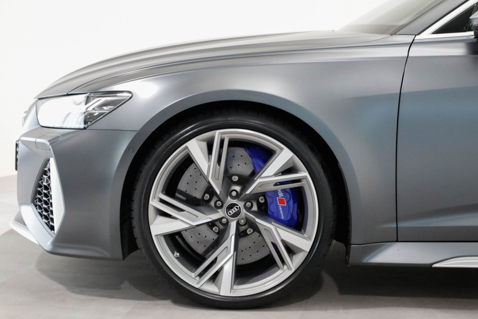 Audi RS 6 Avant 4.0 TFSI tiptronic 305km/h B&O Pano