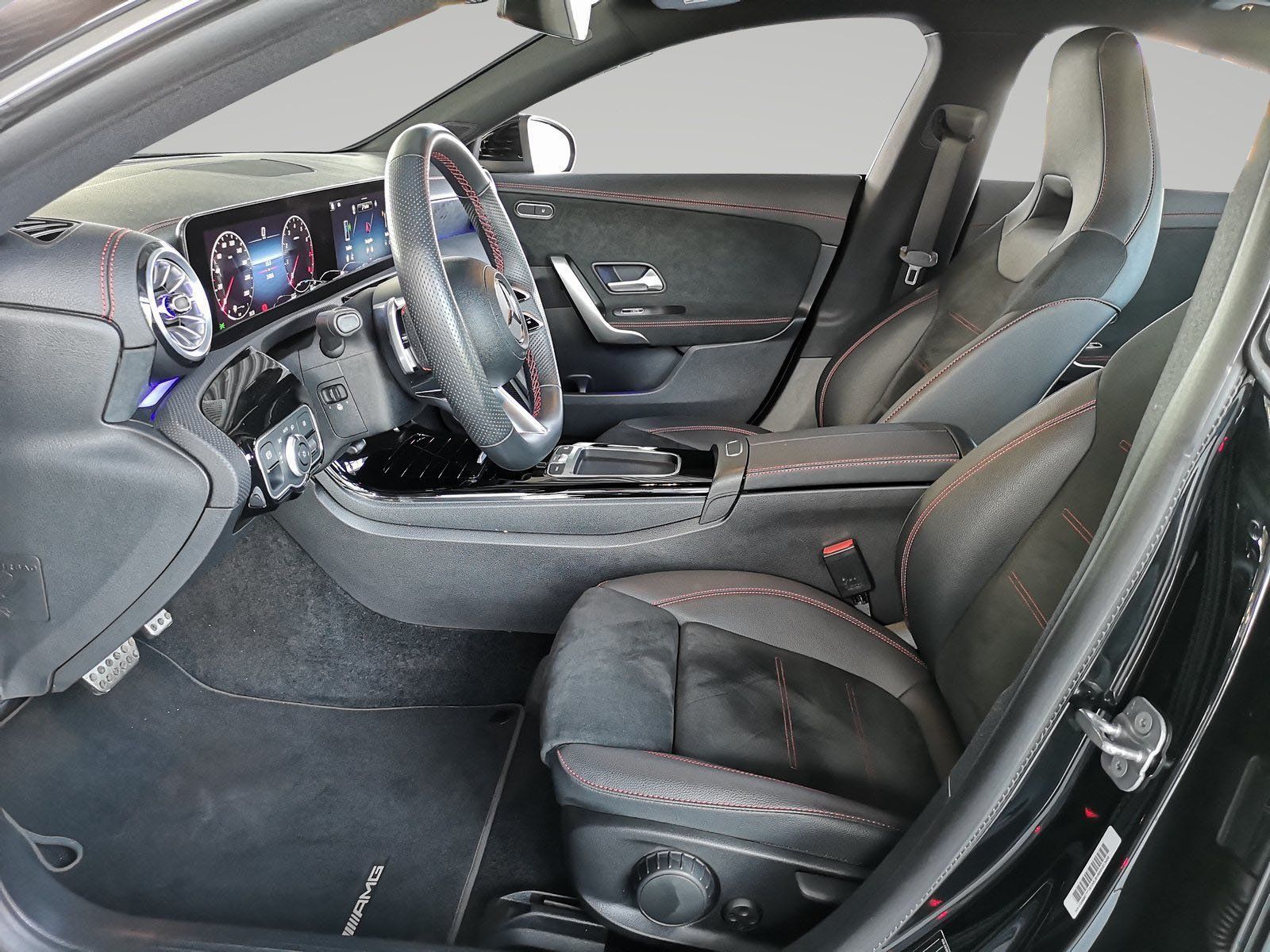 Mercedes-Benz CLA 200 Coupé AMG Line - Samsaru's Car Outlet