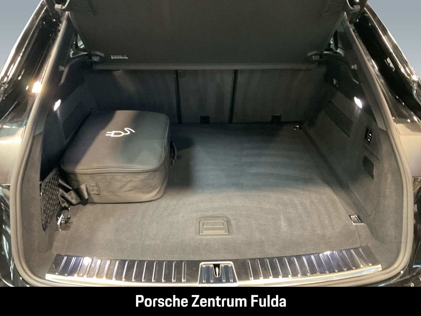 Porsche Cayenne E-Hybrid Coupe BOSE Panorama LED-Matrix