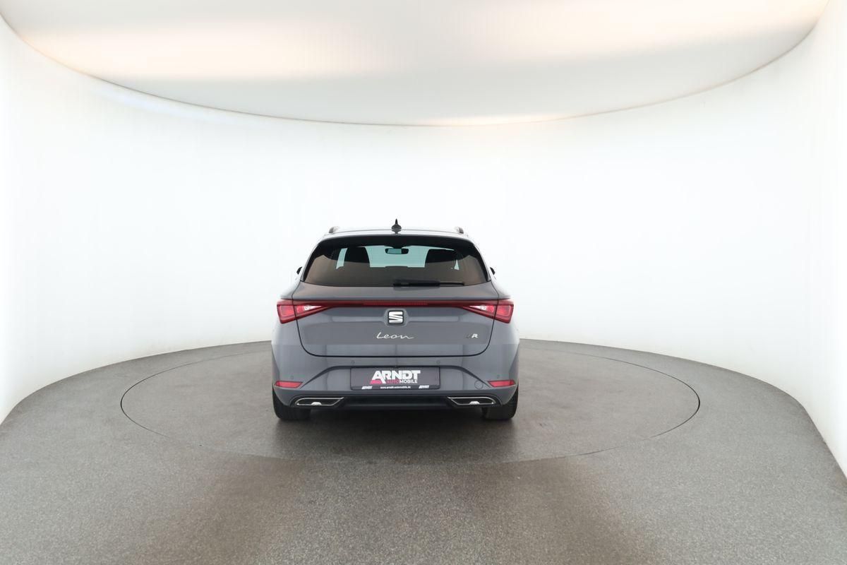 Seat Leon Sportstourer 2.0 TDI DSG FR LED Nav Kam AHK