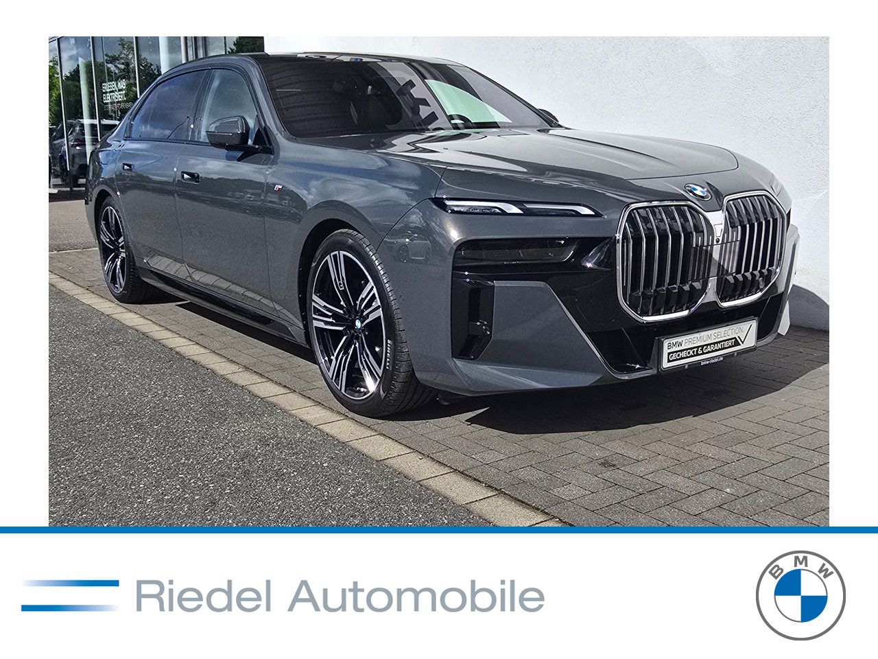 BMW 740d xDrive M Sportpaket Standhzg SkyLounge 21"