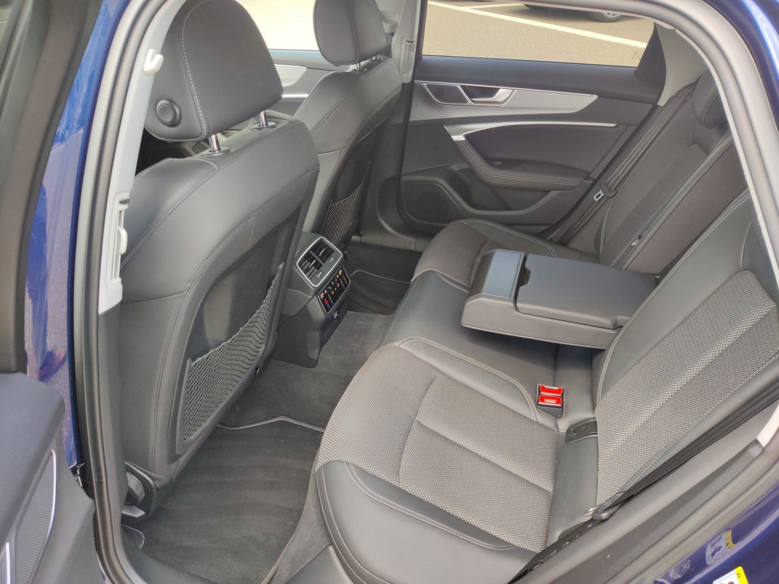 Audi A6 Avant 55 TFSI e q. S-Tronic Sport - Samsaru's Car Outlet