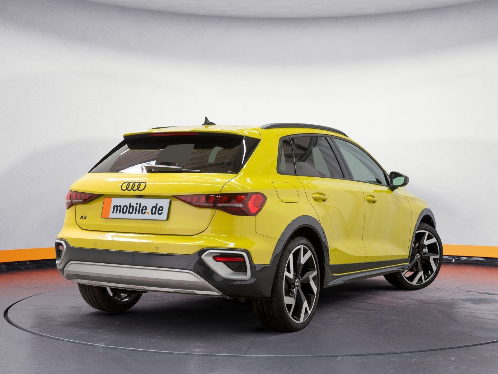 Audi A3 allstreet 35 TFSI - Samsaru's Car Outlet