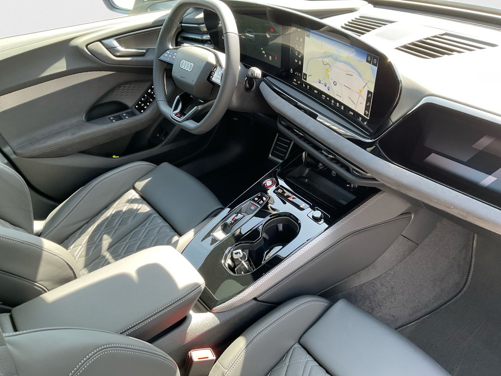 Audi A5 Avant e-Hybrid 2x S-line Pano Matrix B&O AHK