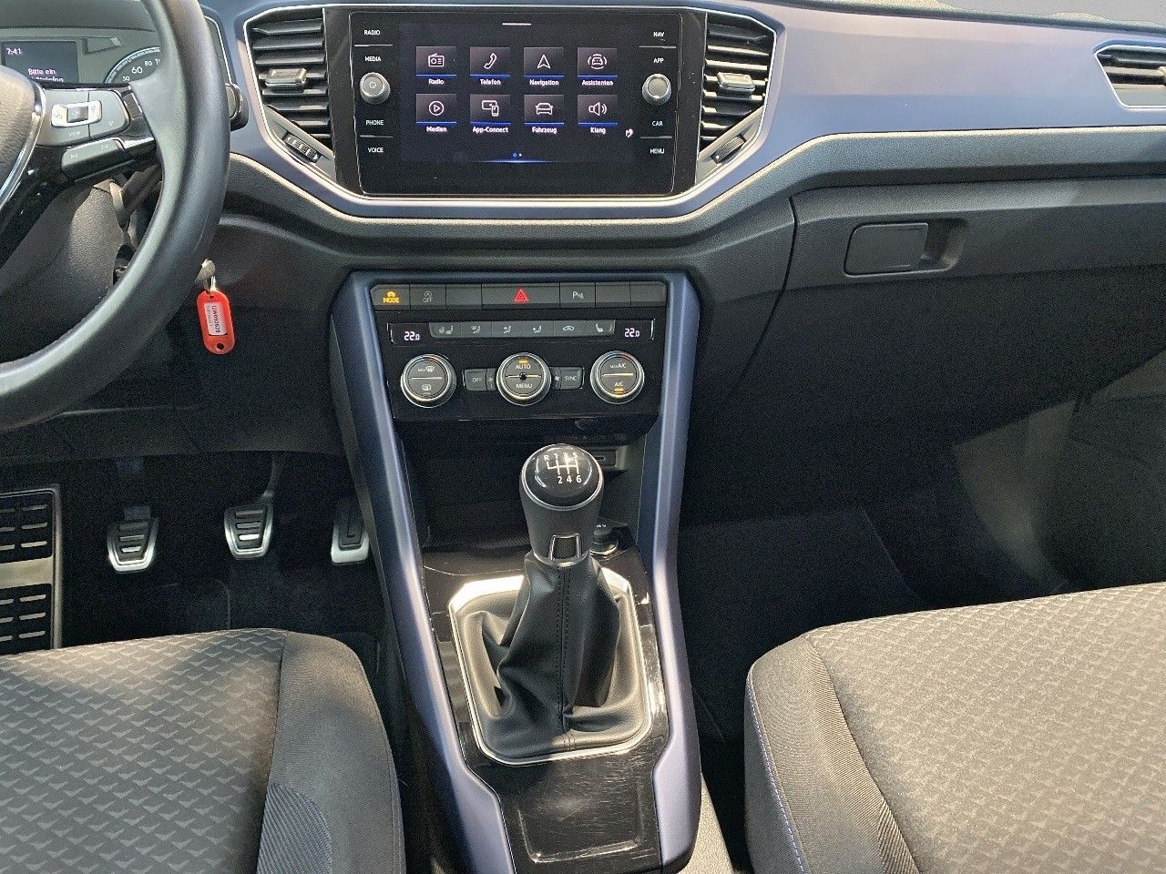 Volkswagen T-Roc Style - Samsaru's Car Outlet