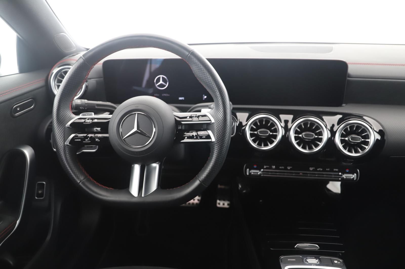 Mercedes-Benz CLA 220 4M Coupé AMG Line - Samsaru's Car Outlet