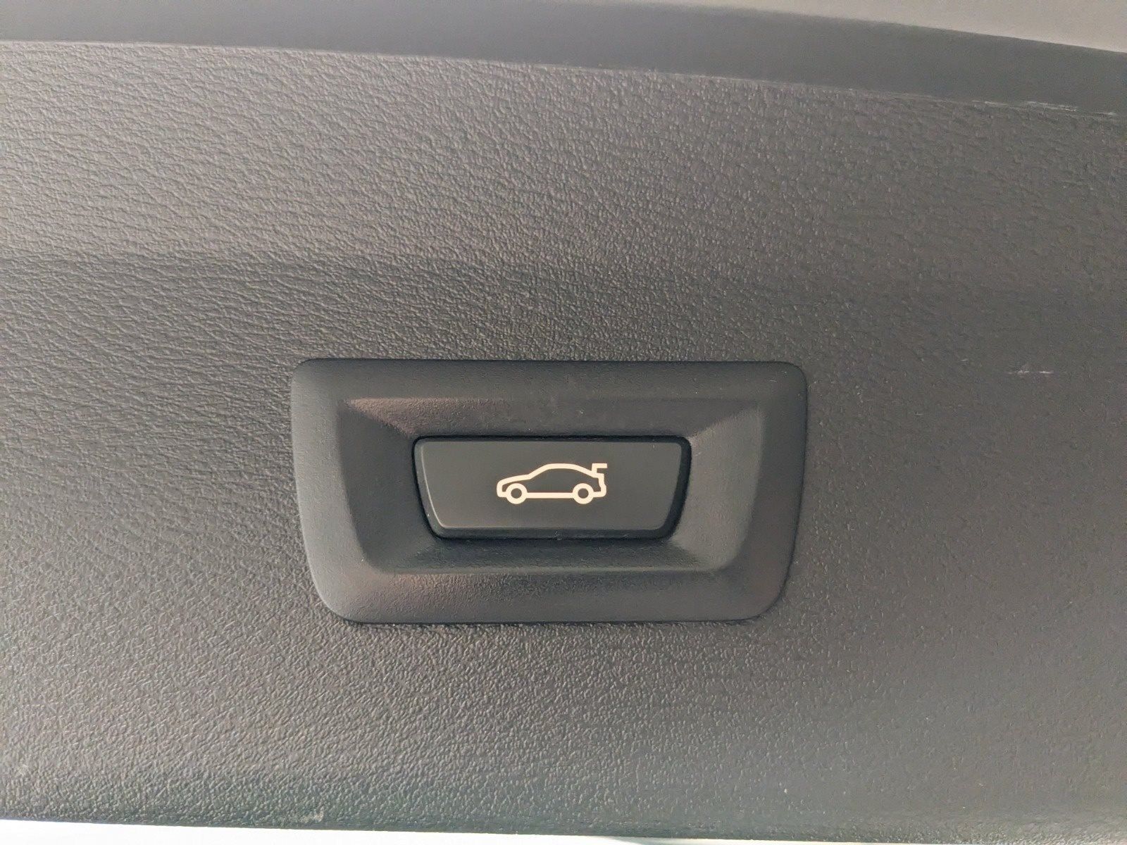 BMW X1 xDrive25e - Samsaru's Car Outlet