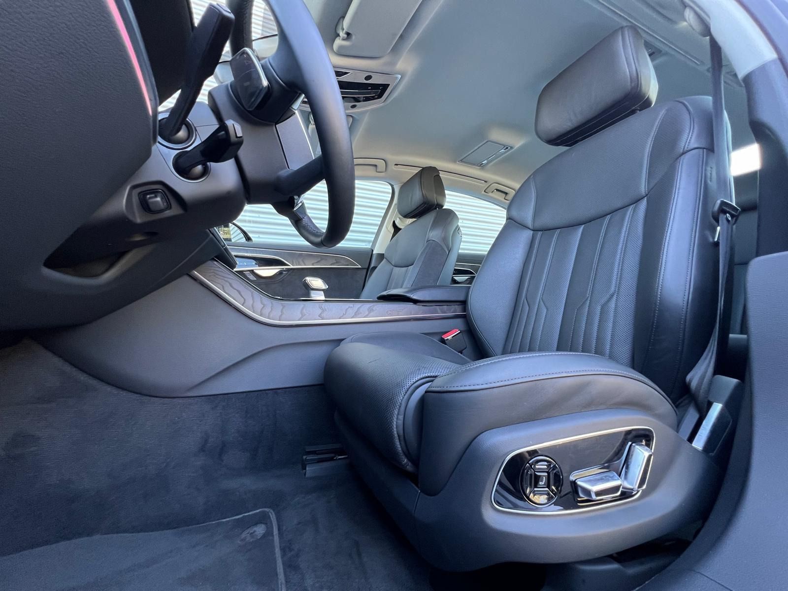 Audi A8 60 TFSIe QUATTRO Lang - Samsaru's Car Outlet