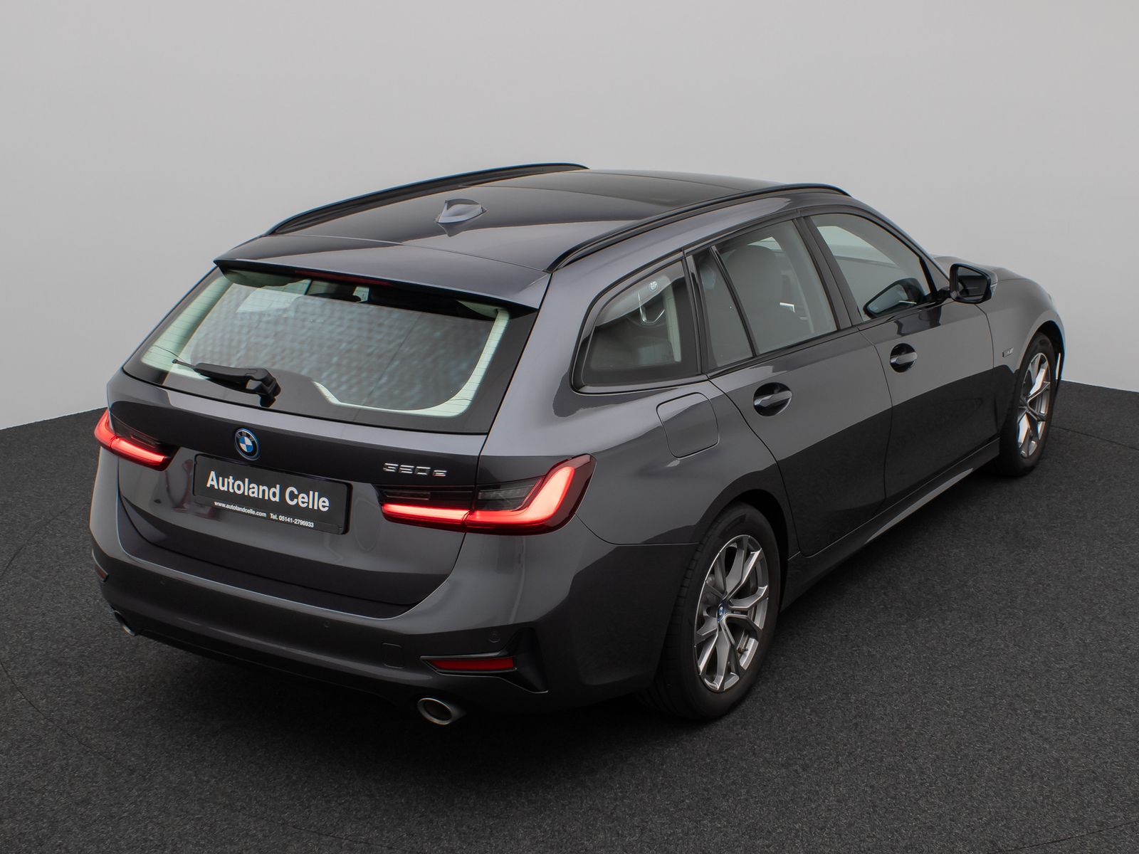 BMW 320e Sport Line - Samsaru's Car Outlet