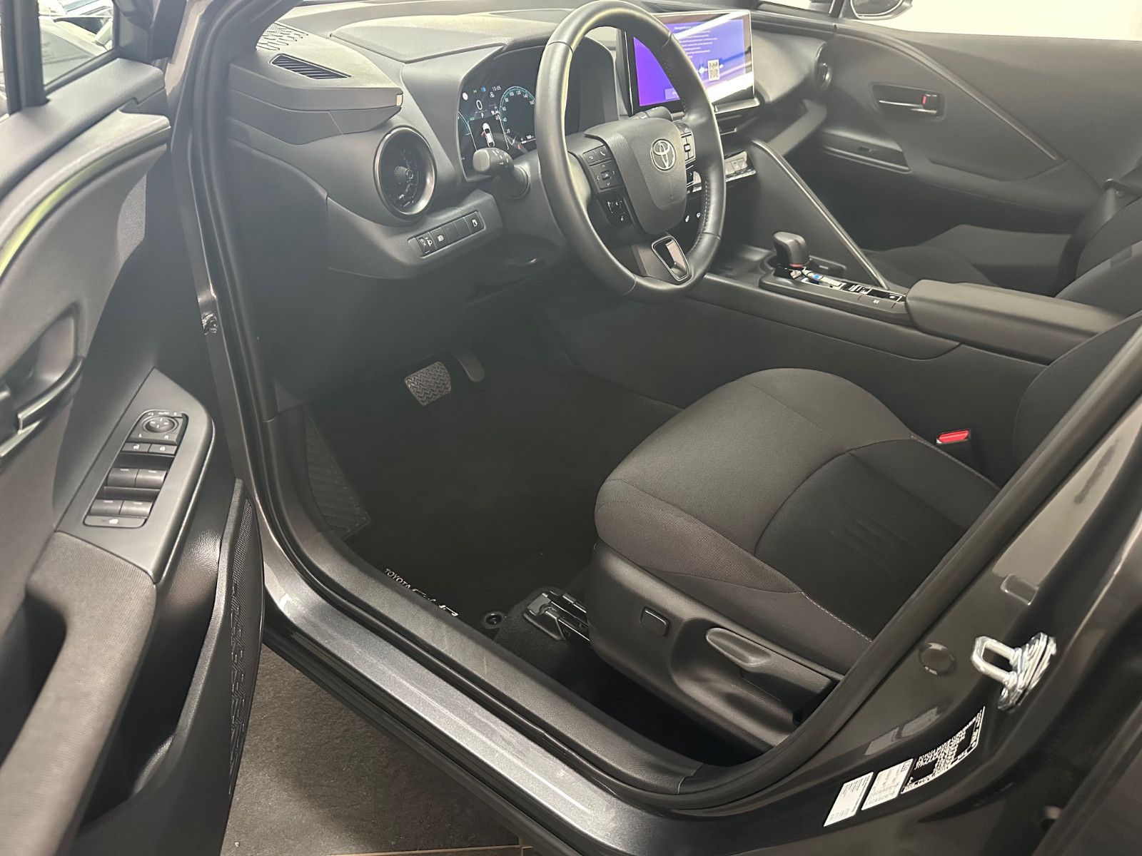 Toyota C-HR Hybrid FWD Team Deutschland