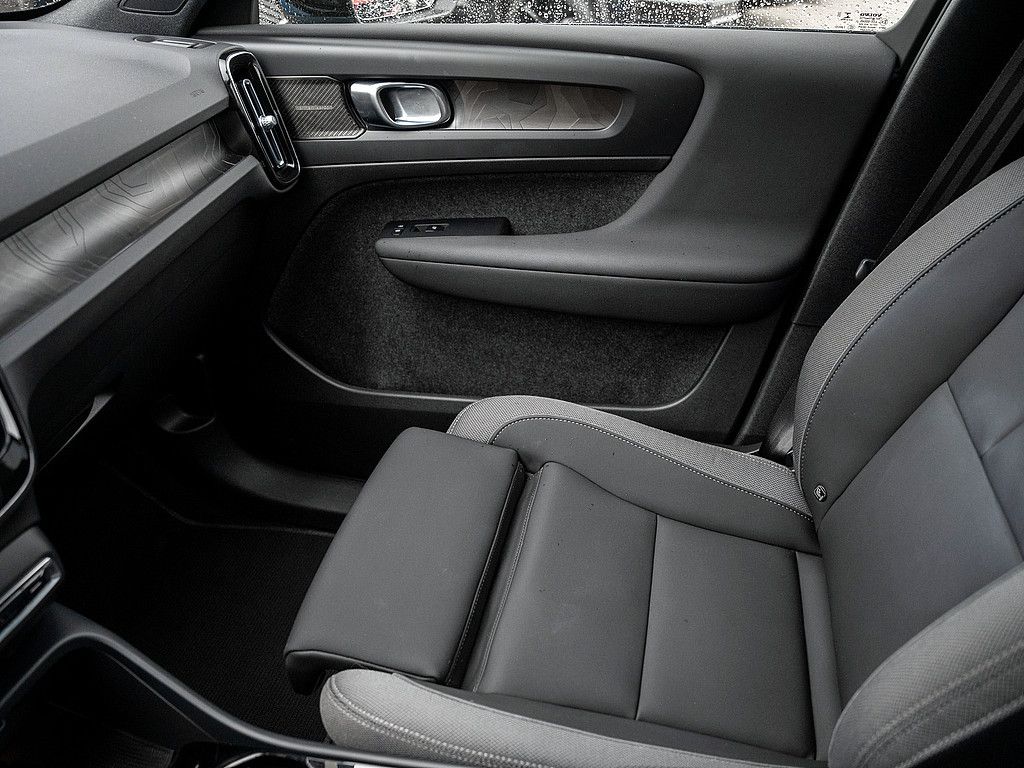 Volvo XC40 Ultimate Recharge Pure Electric