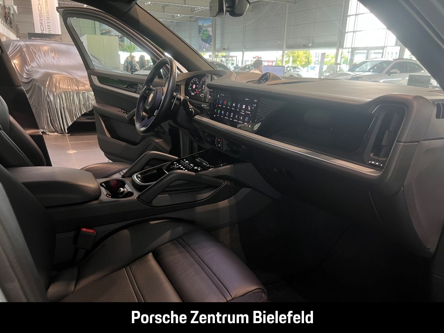 Porsche Cayenne E-Hybrid HA-Lenkung InnoDrive Soft-Close