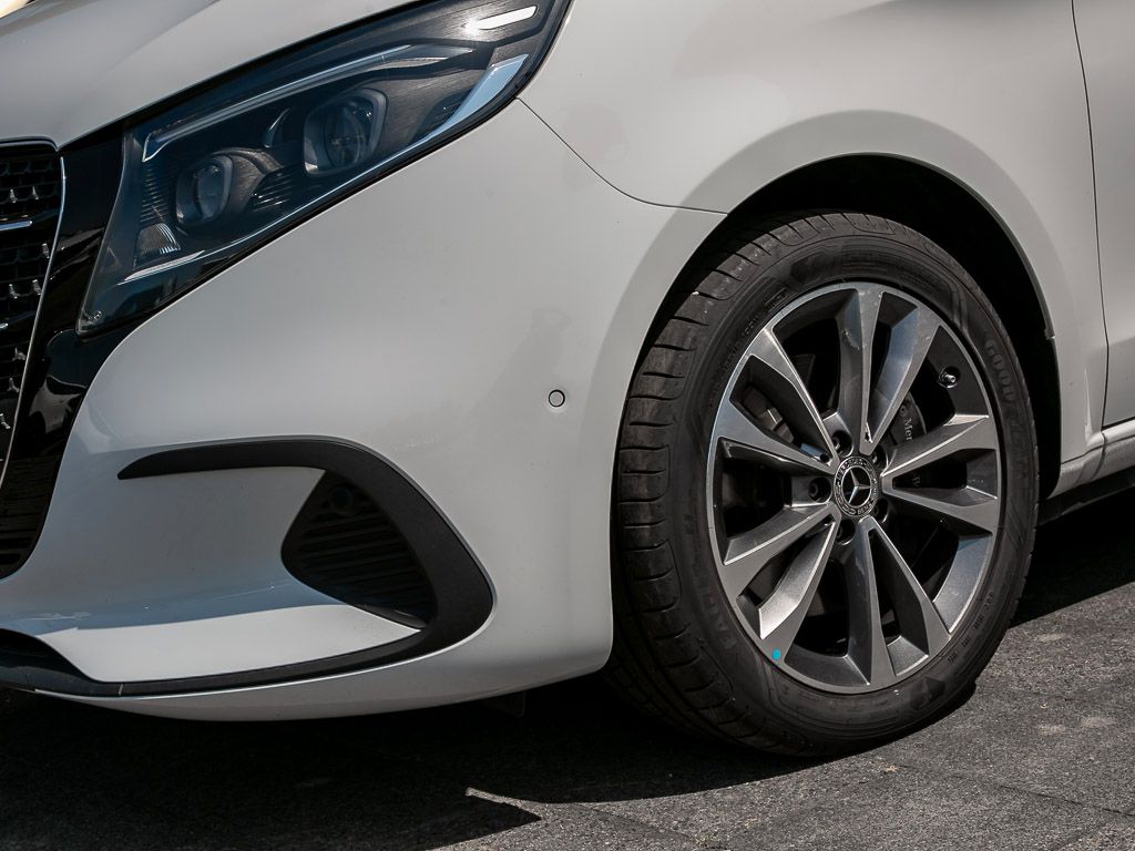 Mercedes-Benz V 220 d STYLE - Samsaru's Car Outlet