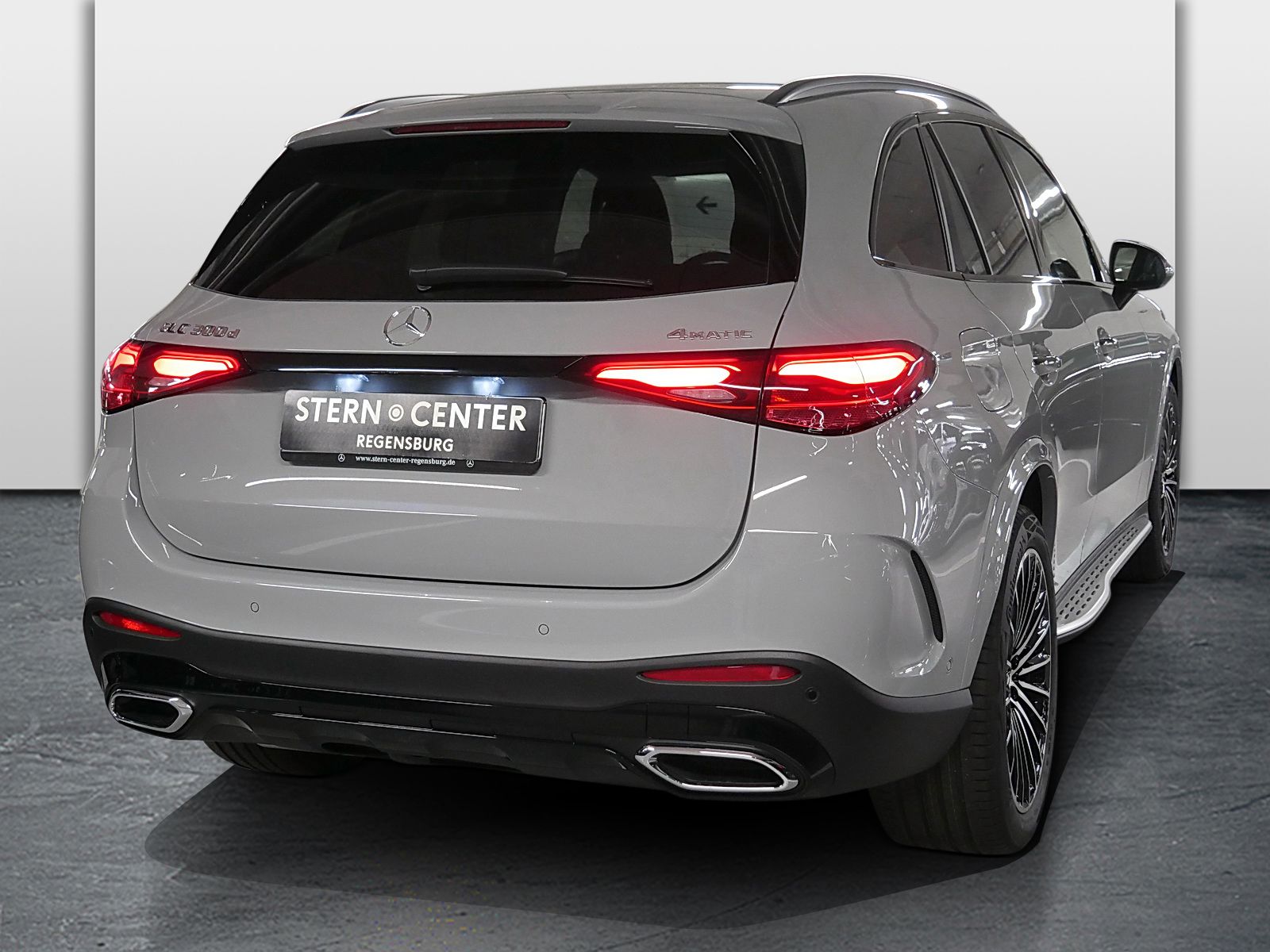 Mercedes-Benz GLC 300 d 4MATIC AMG MBUX Burm Night Ambiente