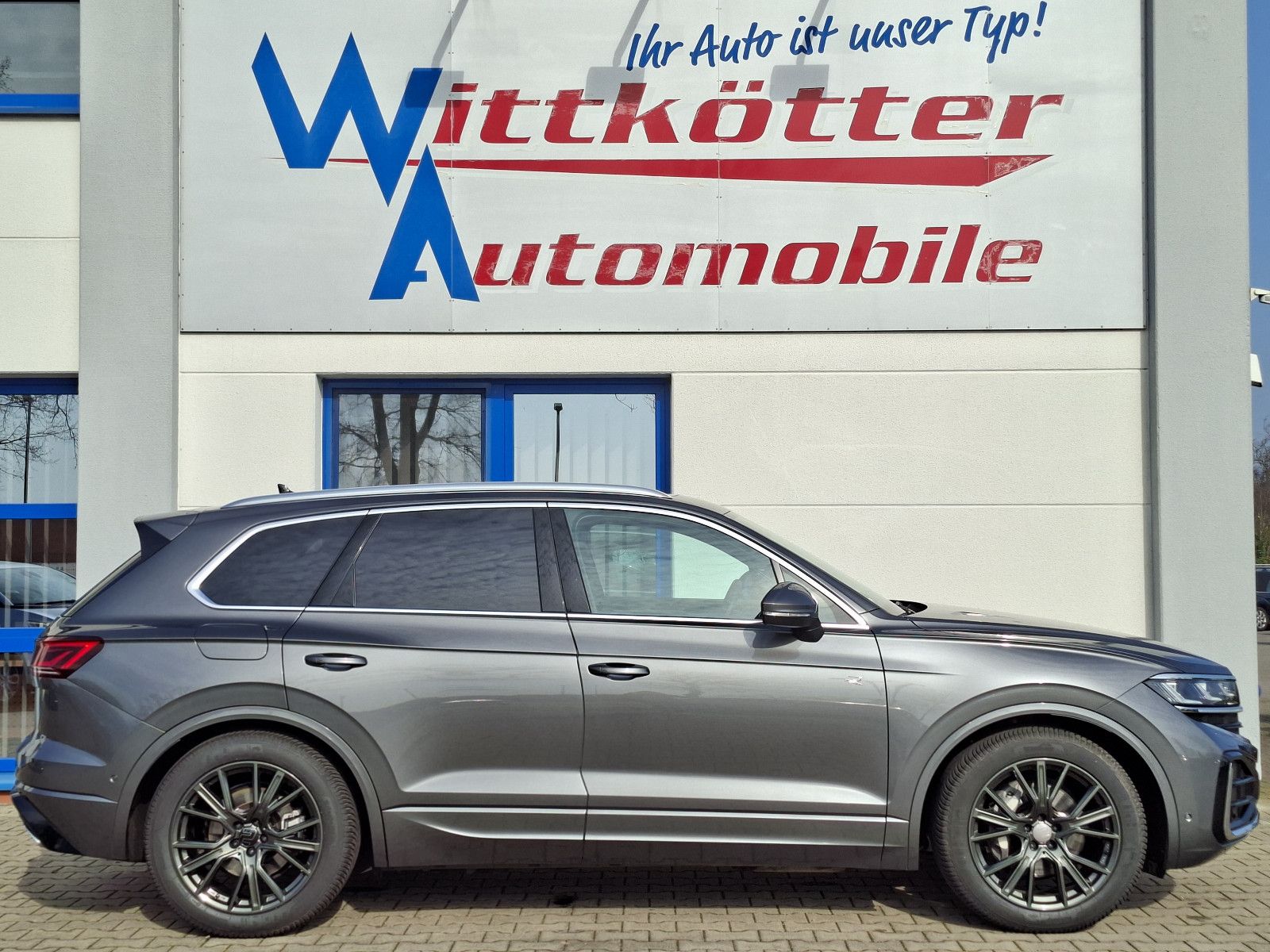 Volkswagen Touareg 3.0 TDI 4M R-Line Nachtsicht,Zuziehhilfe