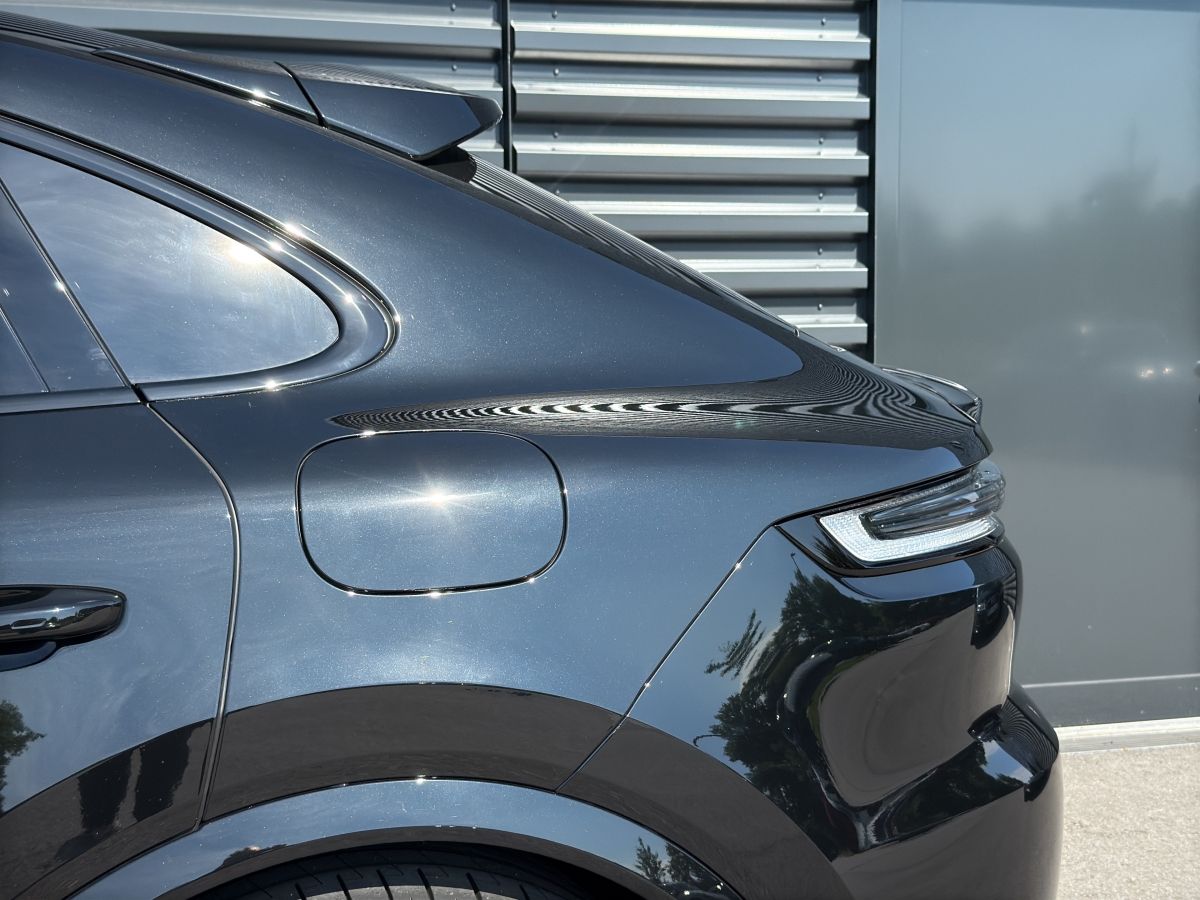 Porsche Cayenne E-Hybrid Coupe | Luftfederung | el. AHK