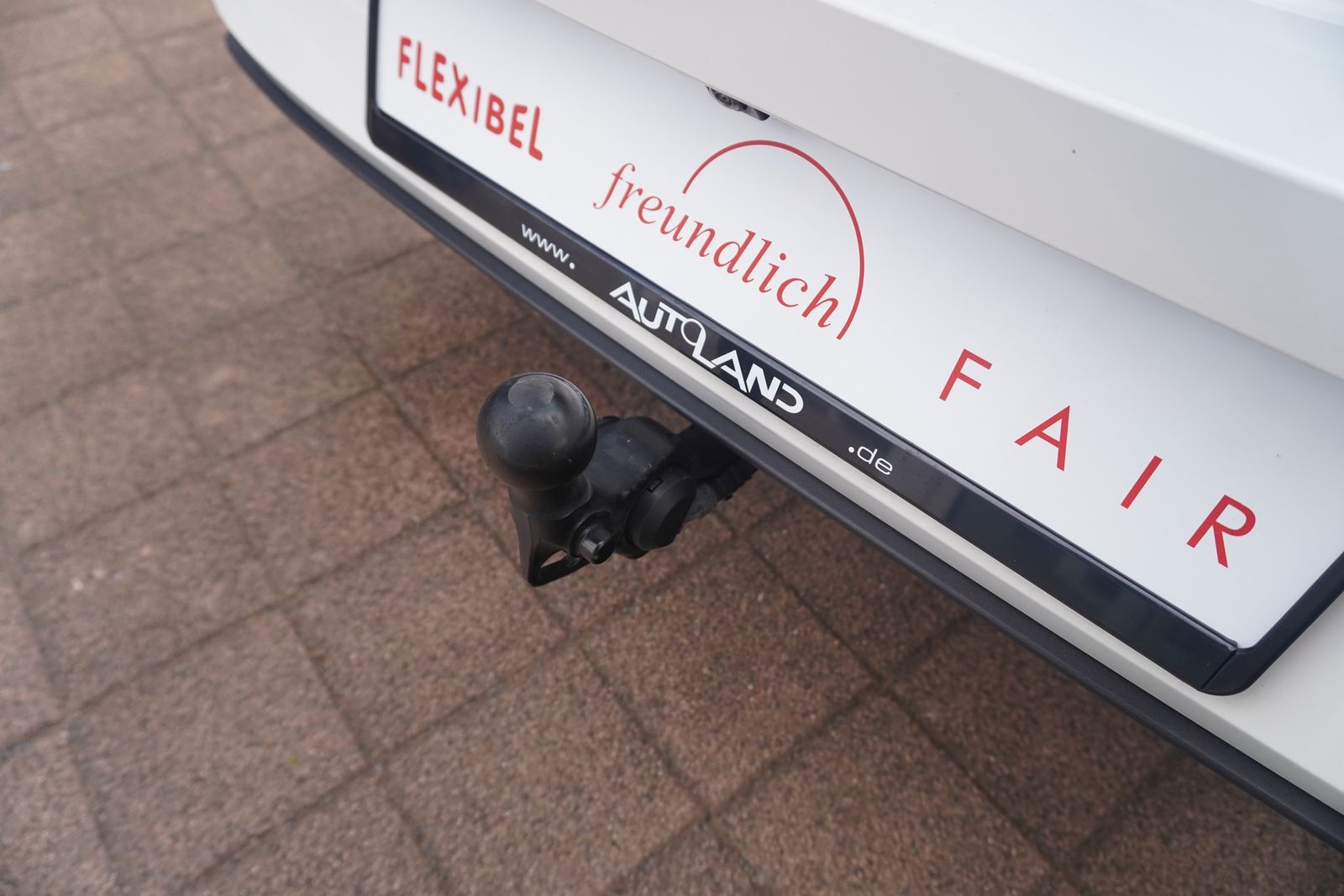 Seat Leon ST 2.0 TDI DSG LED Navi ACC DAB AHK Kamera