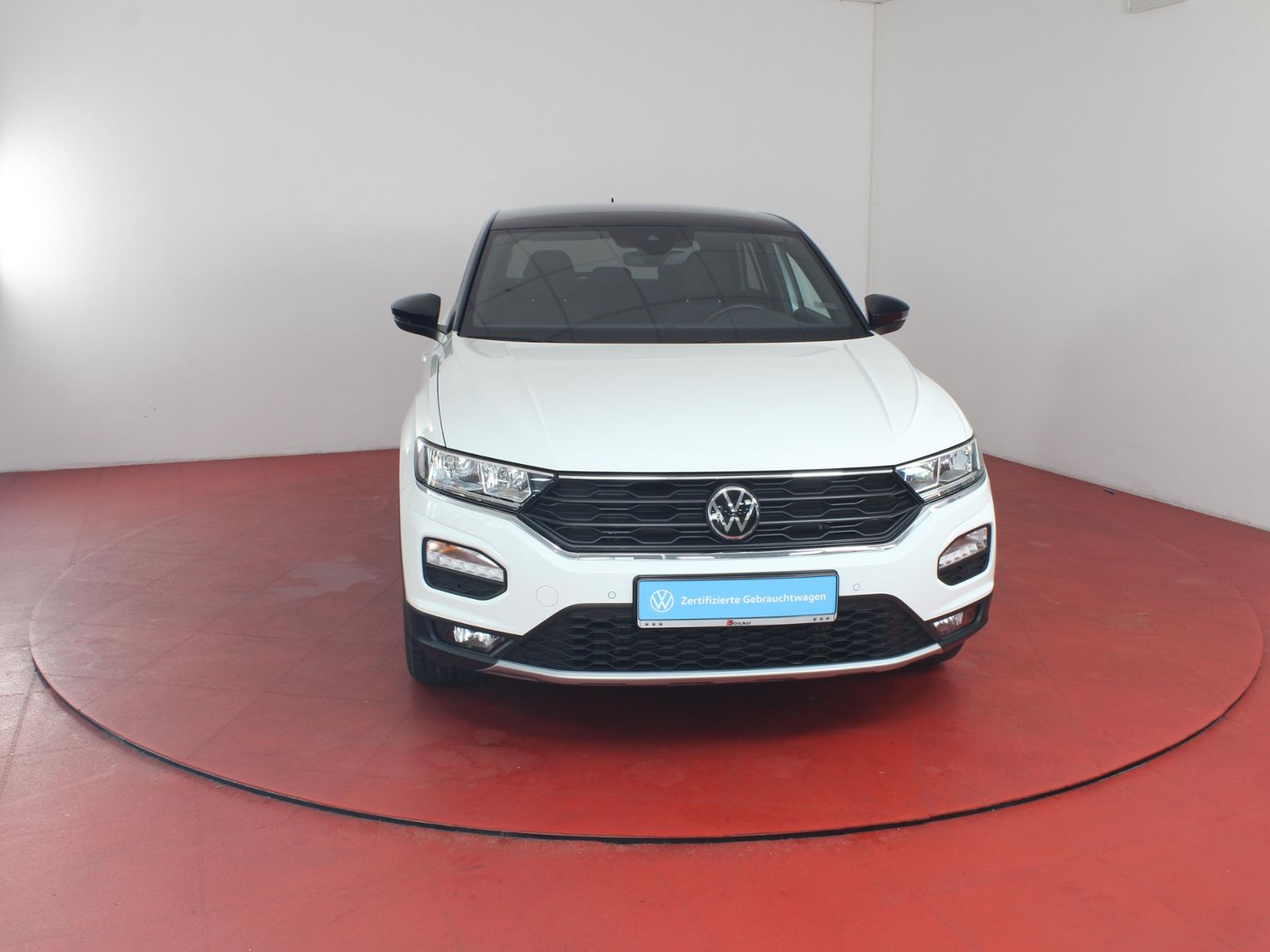 Volkswagen T-ROC 1.5TSI DSG - Samsaru's Car Outlet