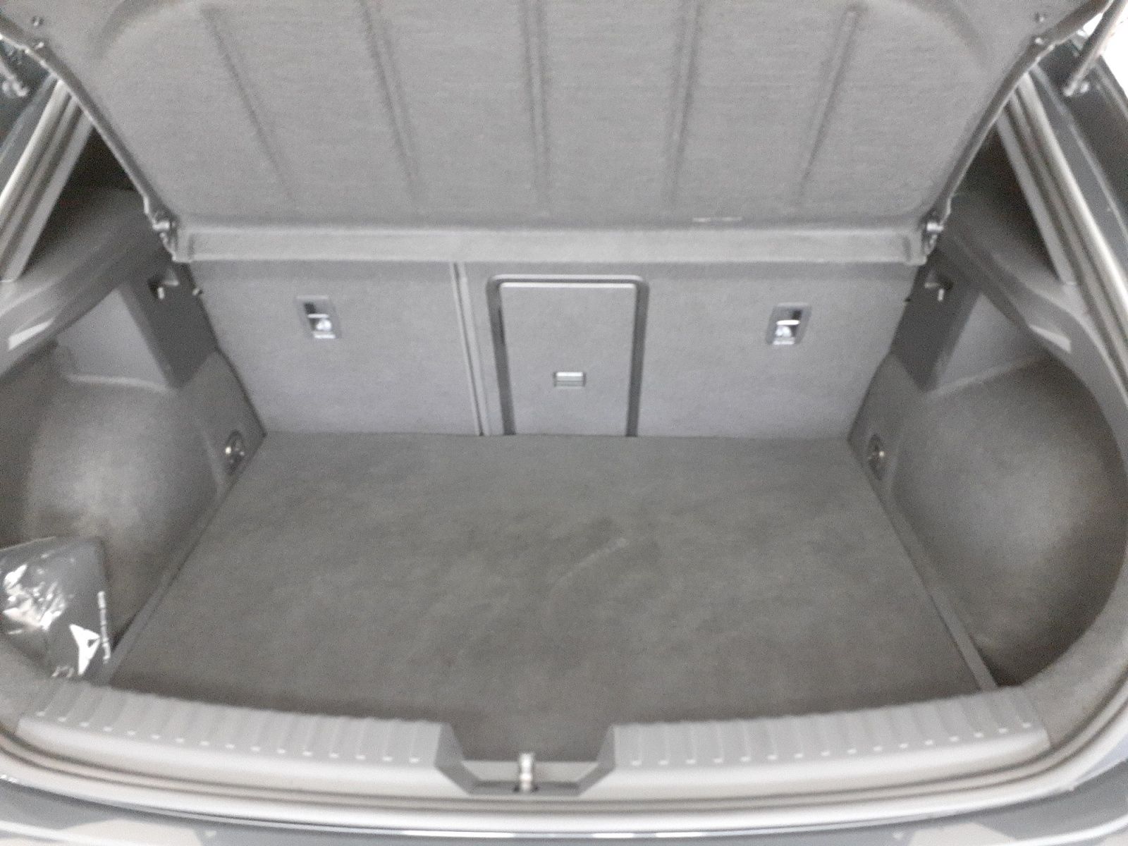Cupra Leon 1.4 VZ - Samsaru's Car Outlet