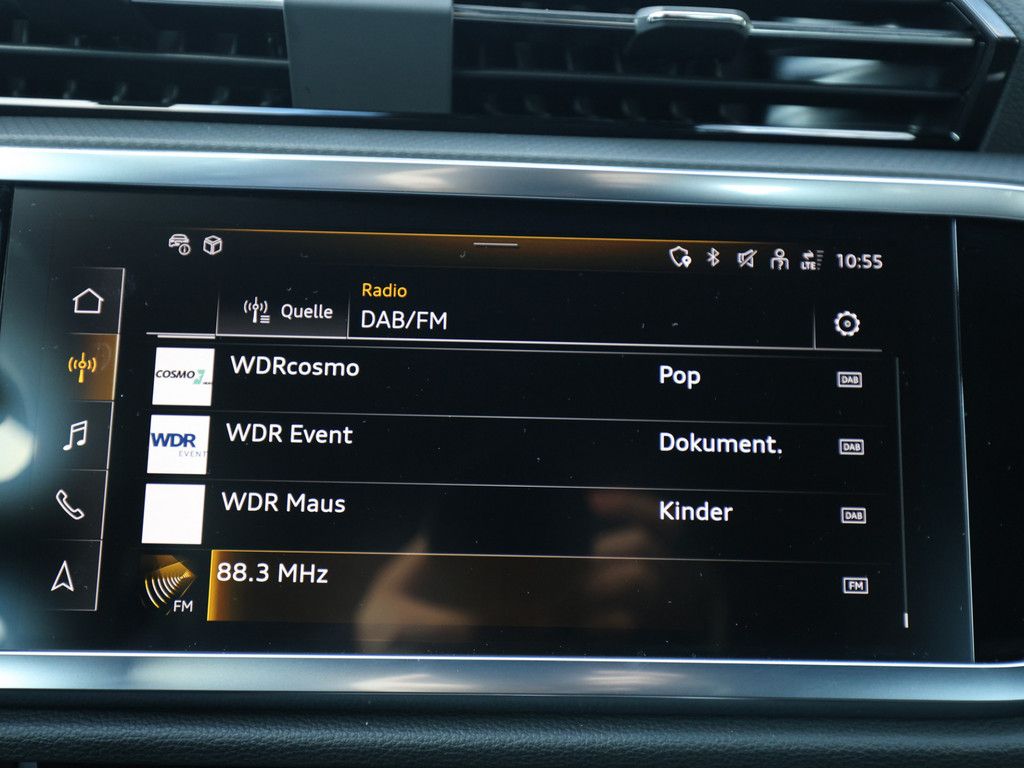 Audi Q3 S line 35 TDI quattro - Samsaru's Car Outlet