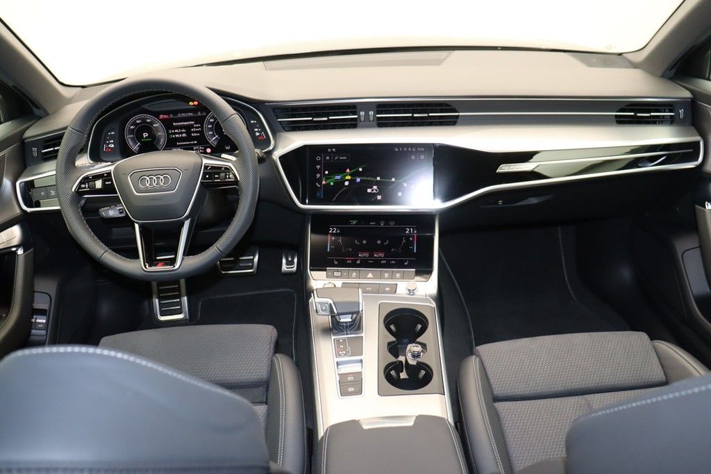 Audi A6 Avant 55 TFSI e quattro S line - Samsaru's Car Outlet