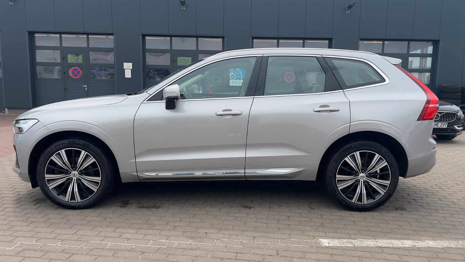 Volvo XC60 B5 D Ultimate Bright AWD*AHK*STHZG*Massage*