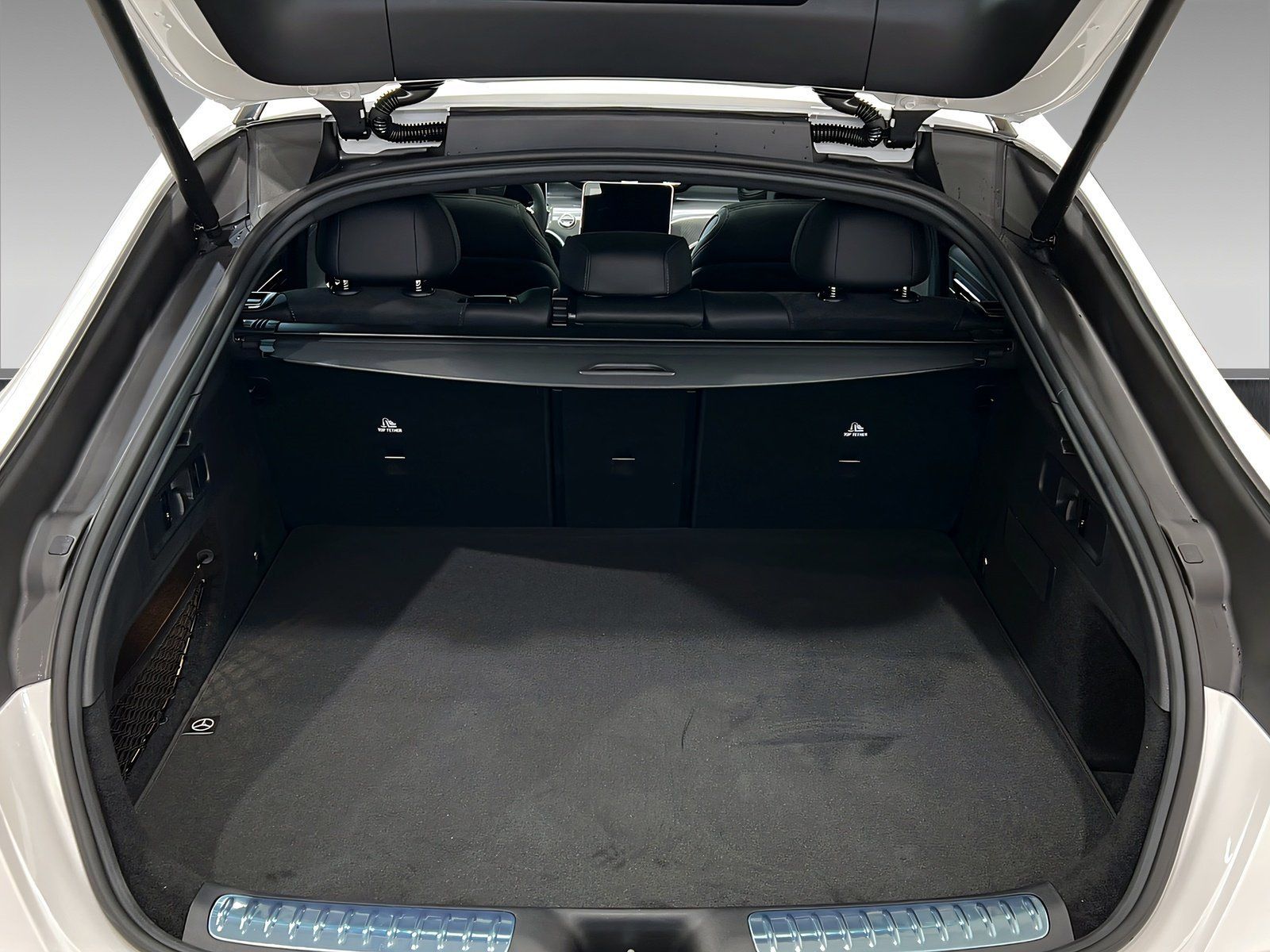 Mercedes-Benz GLC 300de 4M Coupé AMG - Samsaru's Car Outlet