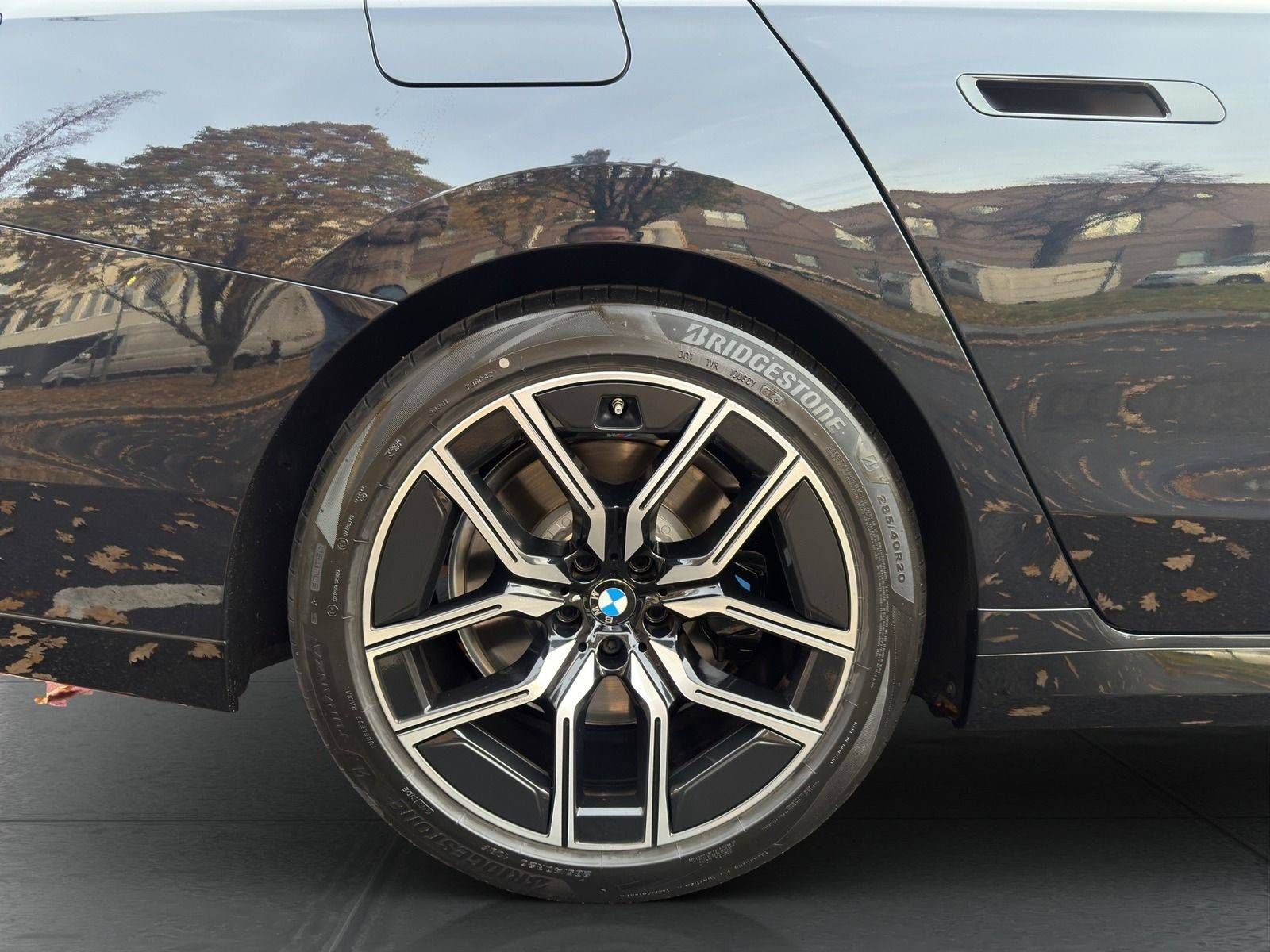BMW 740 d xDrive M Sport Pro NP172K INDIV Theater TV