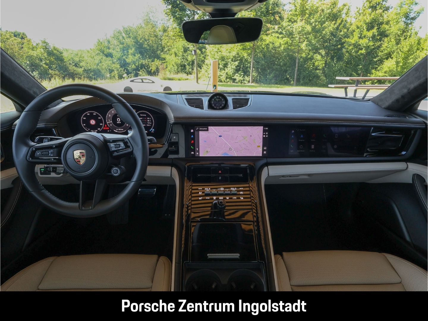 Porsche Panamera GTS, Panoramadach, Hinterachslenkung, e