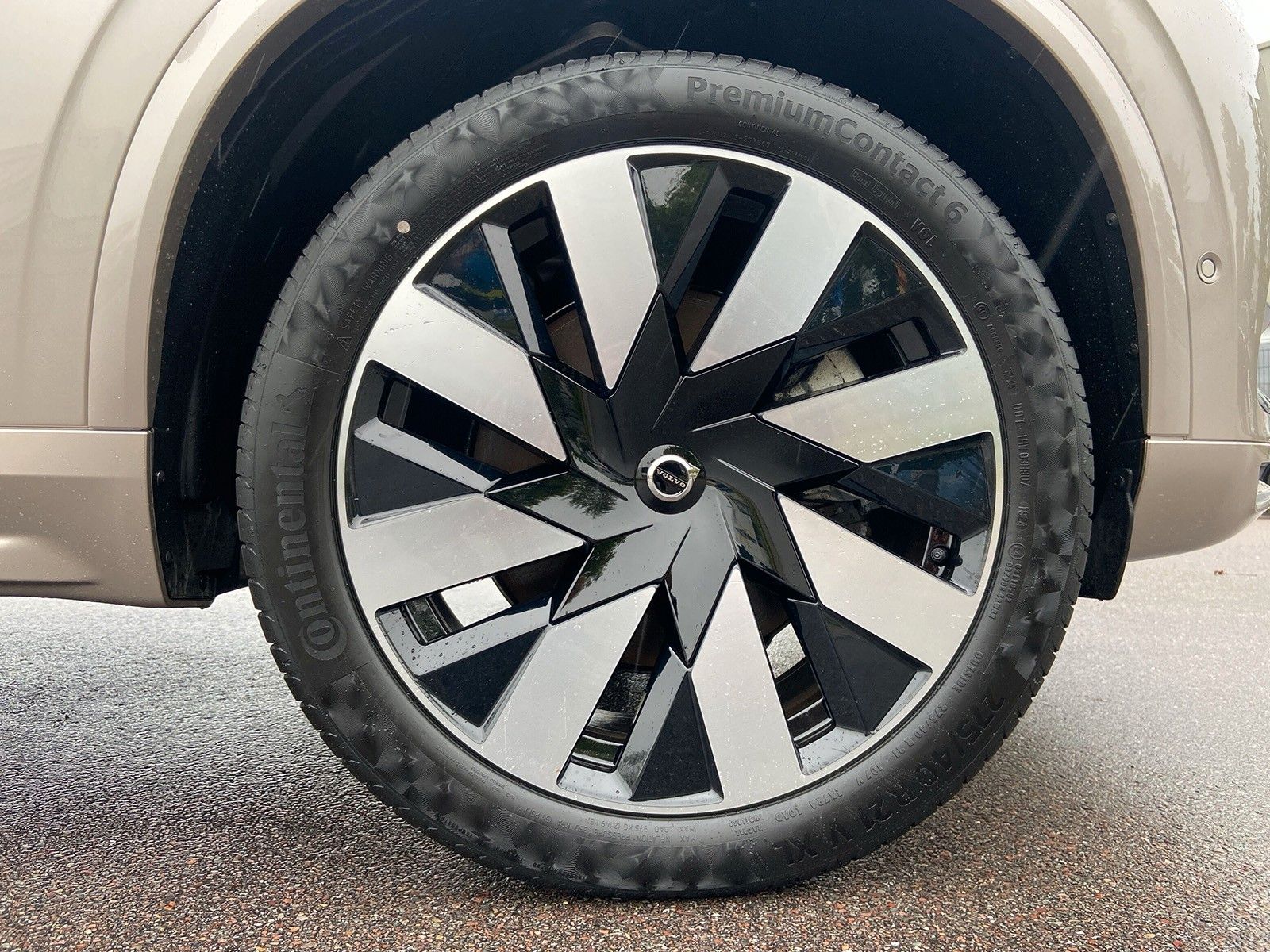 Volvo XC90 T8 AWD Recharge Plus Bright 7-Sitzer AHK