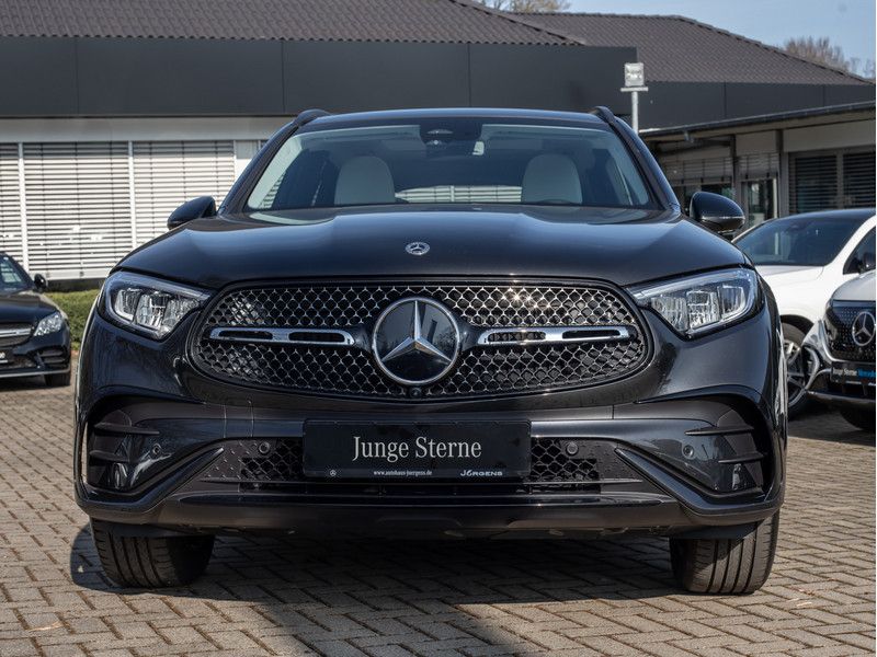 Mercedes-Benz GLC 300 d 4M AMG-Sport/LED/360/Pano/AHK/Night/19