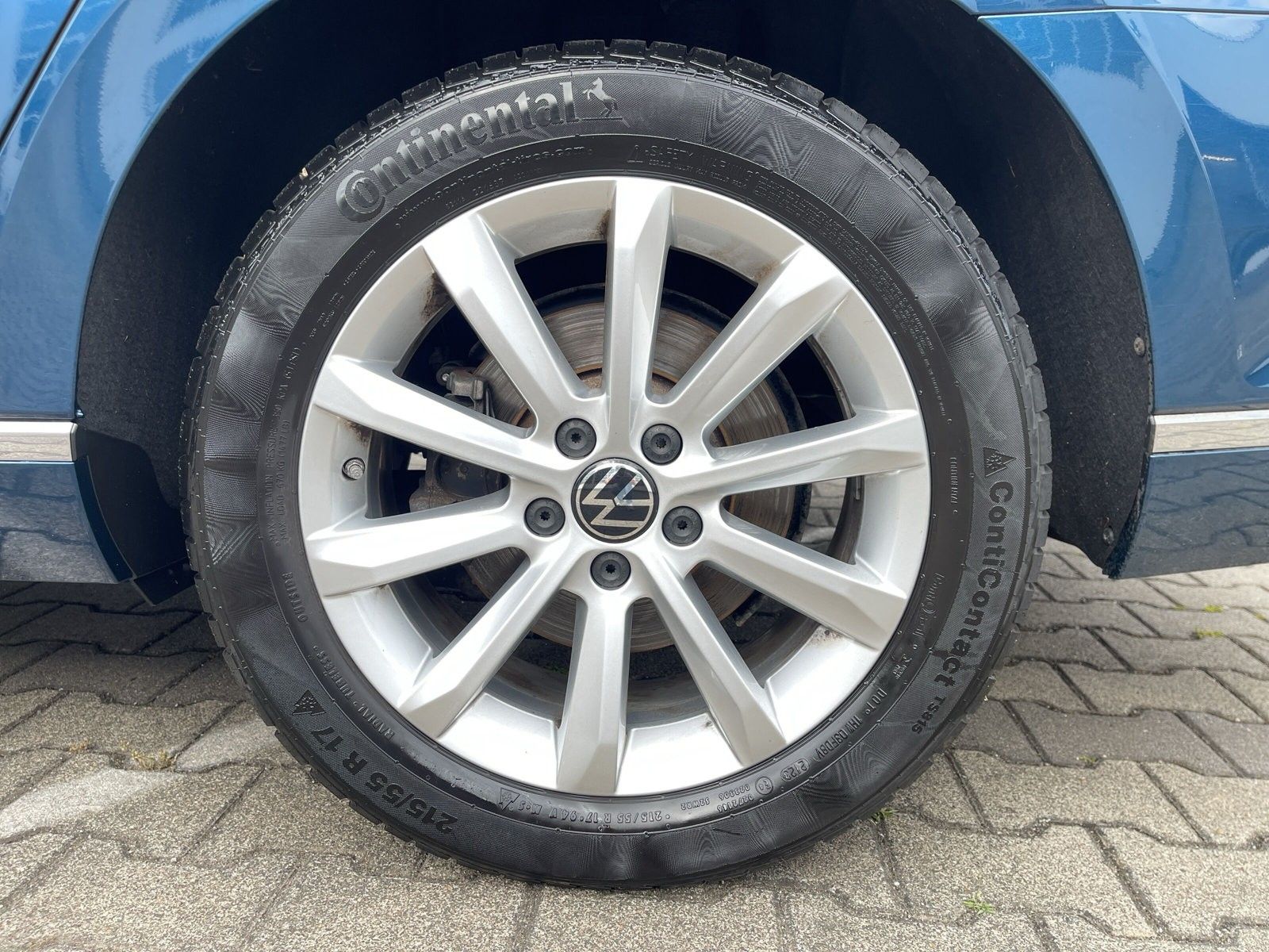 Volkswagen Passat 2.0 TDI Elegance DSG - Samsaru's Car Outlet