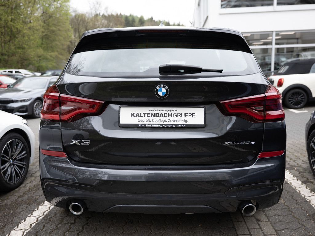 BMW X3 xDrive 30e M-Sportpaket - Samsaru's Car Outlet