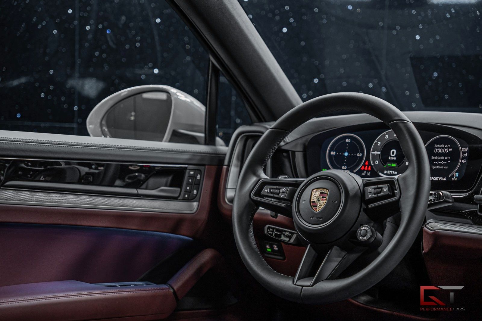 Porsche Cayenne E-Hyb Coupé 2025 Club SportDesign 18 Way